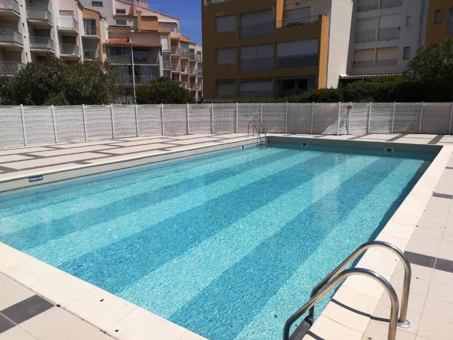 Studio - Residence Avec Piscine Agde Bagian luar foto