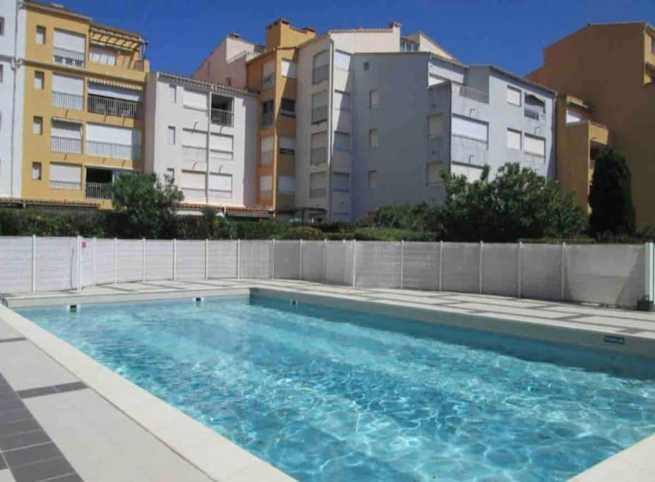 Studio - Residence Avec Piscine Agde Bagian luar foto