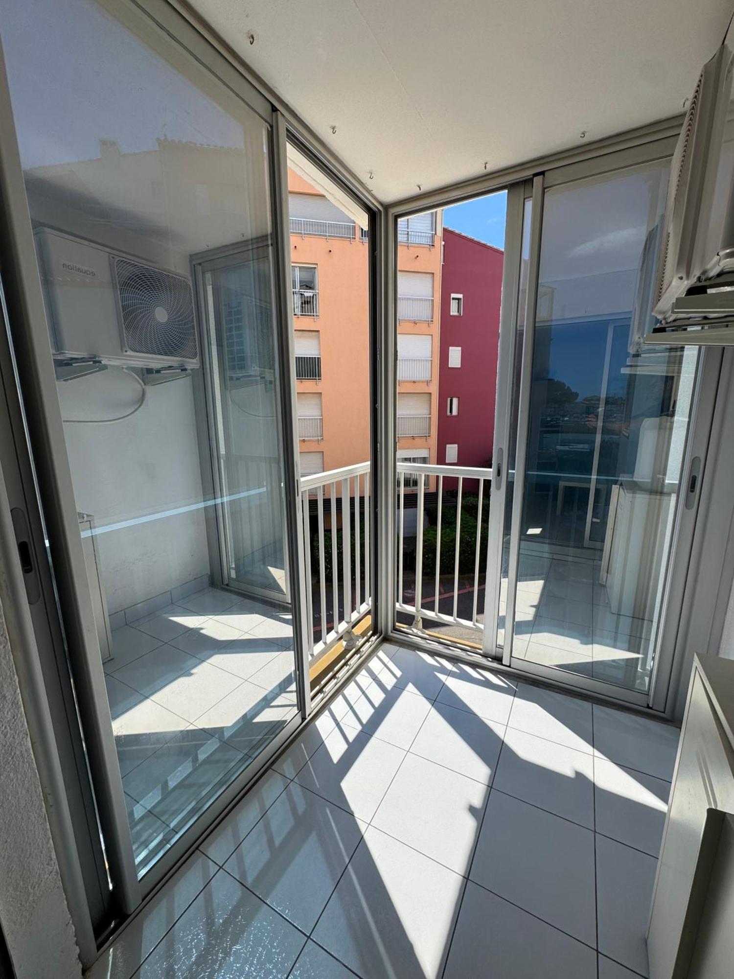 Studio - Residence Avec Piscine Agde Bagian luar foto